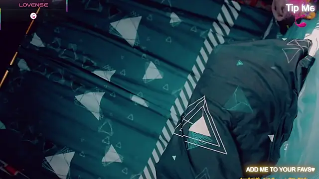 Snapshot of CharlotteBigCock chatting on 20, 12, 2025 CharlotteBigCock online show from 20, 12, 2025