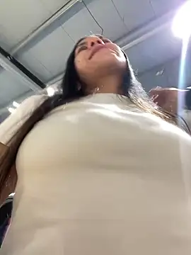 Snapshot of Reggie-Liam chatting on 18, 12, 2024 Reggie-Liam online show from 18, 12, 2024