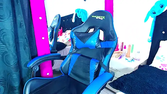 Snapshot of Jenng18 chatting on 17, 2, 2026 Jenng18 online show from 17, 2, 2026