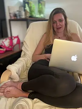 Suesse Schnitte online show from 18, 3, 2025