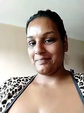 NWC4LYF online show from 5, 11, 2025