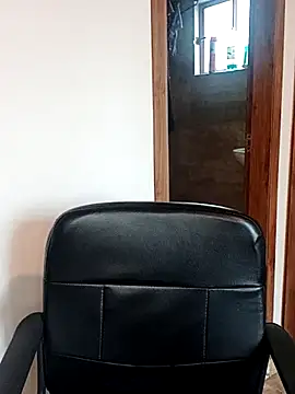 Snapshot of hazel_milf chatting on 24, 2, 2025 hazel milf online show from 24, 2, 2025