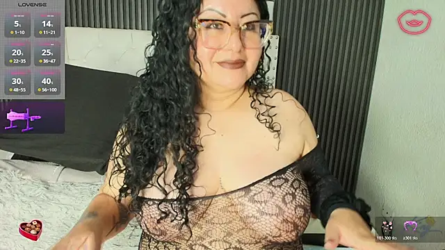hazel milf online show from 24, 3, 2026