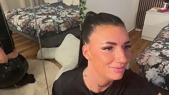 LizaRoxx online show from 12, 11, 2025