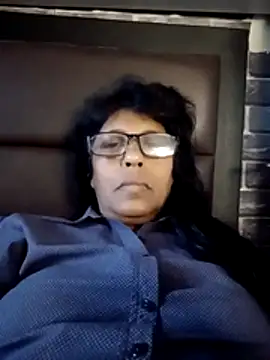 Snapshot of MsAttitude chatting on 12, 5, 2026 MsAttitude online show from 12, 5, 2026