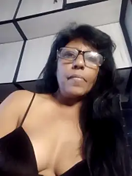 Snapshot of MsAttitude chatting on 14, 5, 2026 MsAttitude online show from 14, 5, 2026