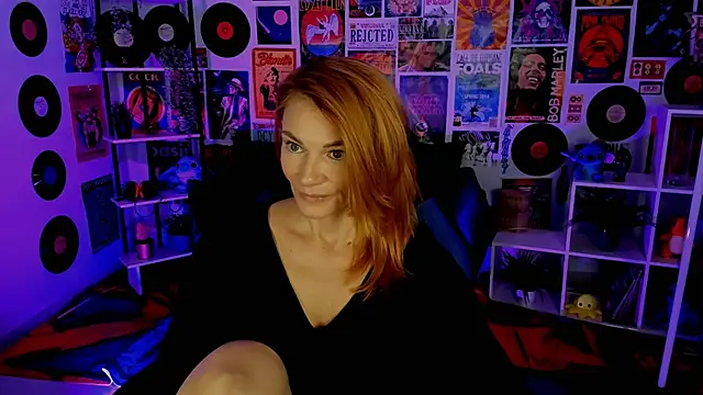 Snapshot of MistyBarnes chatting on 28, 12, 2024 MistyBarnes online show from 28, 12, 2024