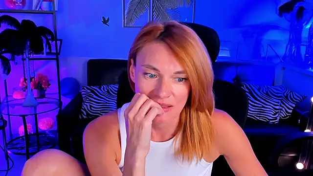 Snapshot of MistyBarnes chatting on 27, 2, 2025 MistyBarnes online show from 27, 2, 2025