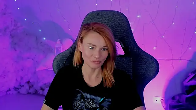 Snapshot of MistyBarnes chatting on 10, 3, 2025 MistyBarnes online show from 10, 3, 2025