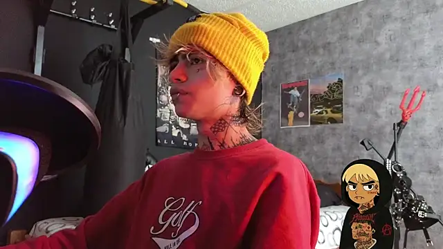 Snapshot of AcidMilo chatting on 29, 10, 2025 AcidMilo online show from 29, 10, 2025