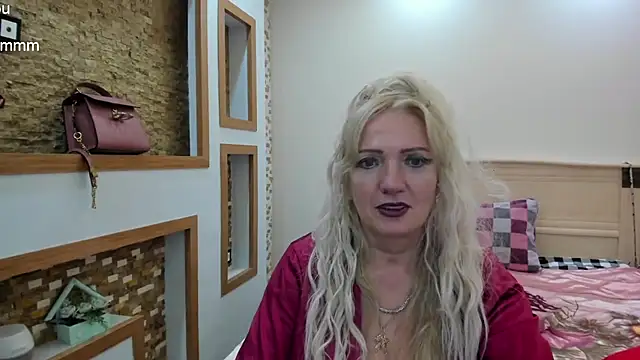 Snapshot of TrueFoxyyy chatting on 2, 3, 2025 TrueFoxyyy online show from 2, 3, 2025