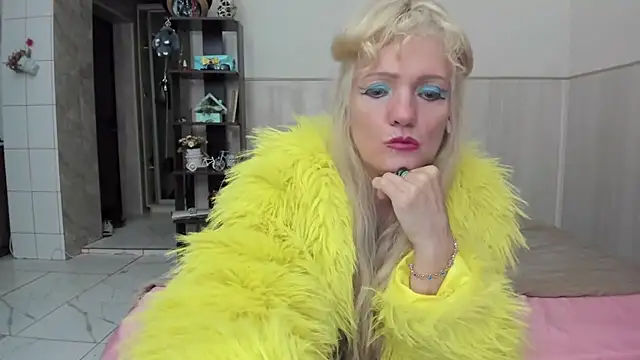 Snapshot of TrueFoxyyy chatting on 15, 10, 2025 TrueFoxyyy online show from 15, 10, 2025