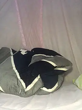 Snapshot of sweett_shaley chatting on 16, 11, 2025 sweett shaley online show from 16, 11, 2025