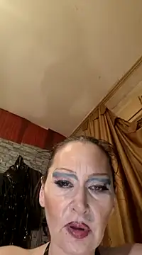 dominatrixredsonyja online show from 15, 2, 2025