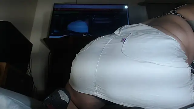 scarlett bigboobs1 online show from 7, 5, 2026