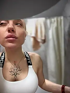 Snapshot of pinkstar_ chatting on 31, 10, 2025 pinkstar online show from 31, 10, 2025