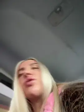 Snapshot of pinkstar_ chatting on 8, 11, 2025 pinkstar online show from 8, 11, 2025