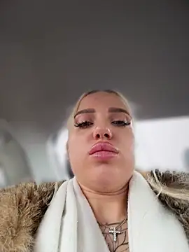 Snapshot of pinkstar_ chatting on 4, 12, 2025 pinkstar online show from 4, 12, 2025