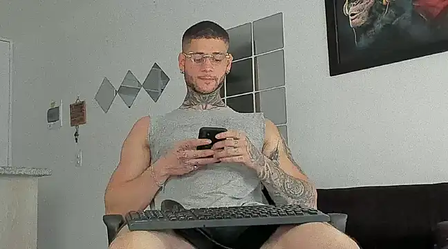  jamesleandros1 online show from 1, 3, 2025