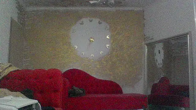 Snapshot of AnnaBellaLuckyXOXO chatting on 6, 3, 2025 AnnaBellaLuckyXOXO online show from 6, 3, 2025