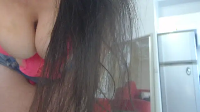 AnnaBellaLuckyXOXO online show from 10, 3, 2025