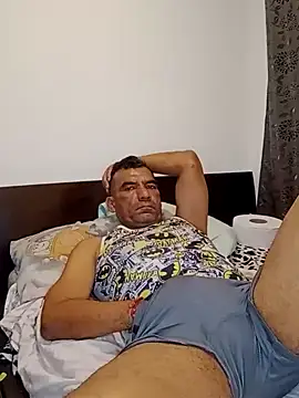 Daddy1972 online show from 8, 1, 2025