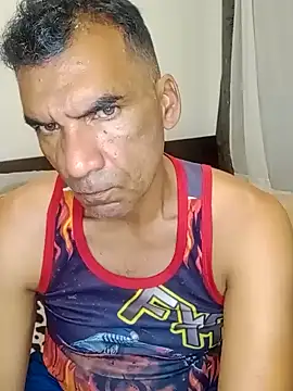 Daddy1972 online show from 8, 2, 2025