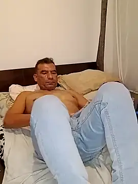 Daddy1972 online show from 13, 2, 2025