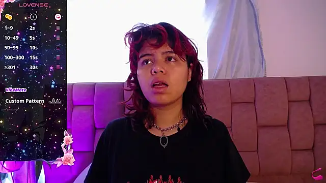 Snapshot of SabinaMerchetti chatting on 4, 12, 2024 SabinaMerchetti online show from 4, 12, 2024