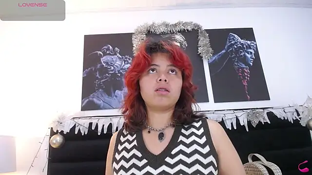 Snapshot of SabinaMerchetti chatting on 8, 12, 2024 SabinaMerchetti online show from 8, 12, 2024