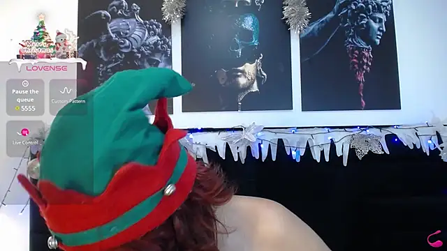 Snapshot of SabinaMerchetti chatting on 10, 12, 2024 SabinaMerchetti online show from 10, 12, 2024