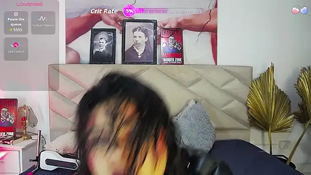 Snapshot of SabinaMerchetti chatting on 17, 10, 2025 SabinaMerchetti online show from 17, 10, 2025