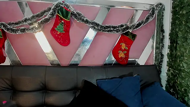 Snapshot of SabinaMerchetti chatting on 20, 11, 2025 SabinaMerchetti online show from 20, 11, 2025