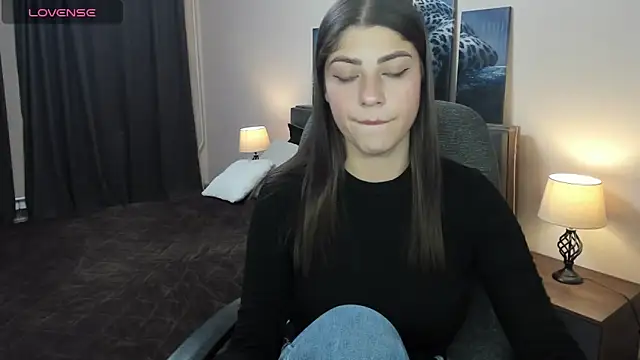 Snapshot of MaryMayson chatting on 2, 12, 2024 MaryMayson online show from 2, 12, 2024