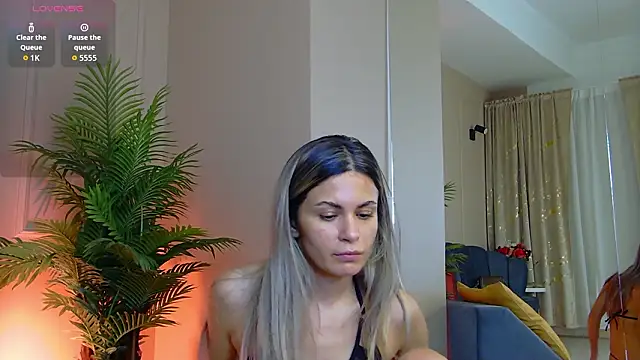 Avril Cyrus online show from 3, 2, 2026