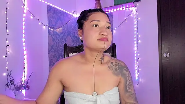 Eva Lee  online show from 4, 3, 2026