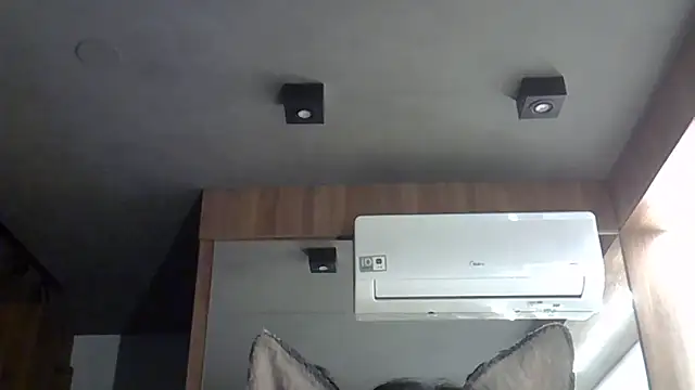 Skinny-Kitten online show from 13, 10, 2025