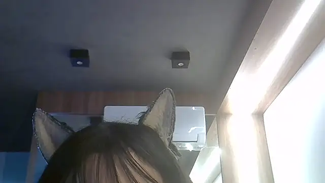 Skinny-Kitten online show from 1, 3, 2026