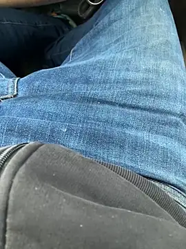 Snapshot of prekumstud chatting on 11, 9, 2025 prekumstud online show from 11, 9, 2025