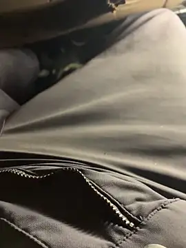 Snapshot of prekumstud chatting on 7, 10, 2025 prekumstud online show from 7, 10, 2025