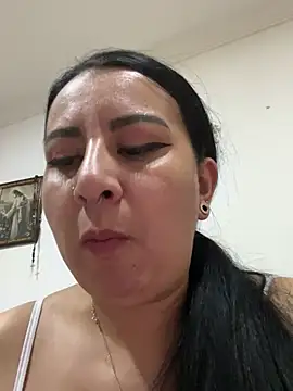 Snapshot of Abril_Luv chatting on 21, 3, 2025 Abril Luv online show from 21, 3, 2025