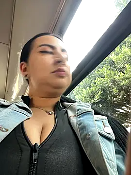 Snapshot of Abril_Luv chatting on 17, 9, 2025 Abril Luv online show from 17, 9, 2025