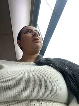 Snapshot of Abril_Luv chatting on 18, 9, 2025 Abril Luv online show from 18, 9, 2025