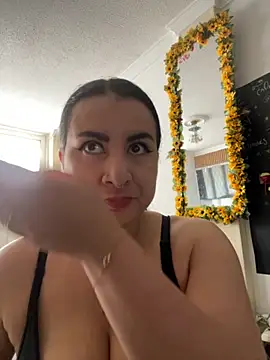 Snapshot of Abril_Luv chatting on 16, 10, 2025 Abril Luv online show from 16, 10, 2025