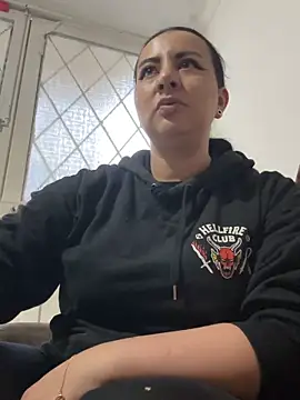 Snapshot of Abril_Luv chatting on 25, 10, 2025 Abril Luv online show from 25, 10, 2025