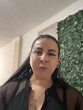 Snapshot of Abril_Luv chatting on 24, 11, 2025 Abril Luv online show from 24, 11, 2025