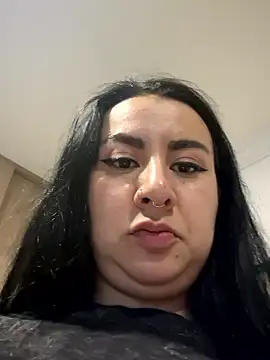 Snapshot of Abril_Luv chatting on 1, 12, 2025 Abril Luv online show from 1, 12, 2025