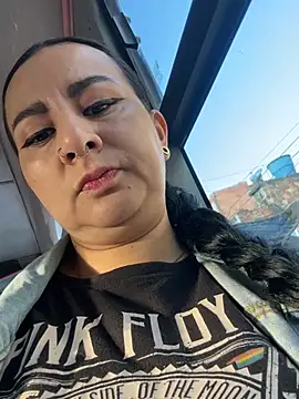 Snapshot of Abril_Luv chatting on 9, 2, 2026 Abril Luv online show from 9, 2, 2026