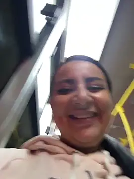 Snapshot of Abril_Luv chatting on 11, 2, 2026 Abril Luv online show from 11, 2, 2026