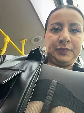 Snapshot of Abril_Luv chatting on 13, 2, 2026 Abril Luv online show from 13, 2, 2026